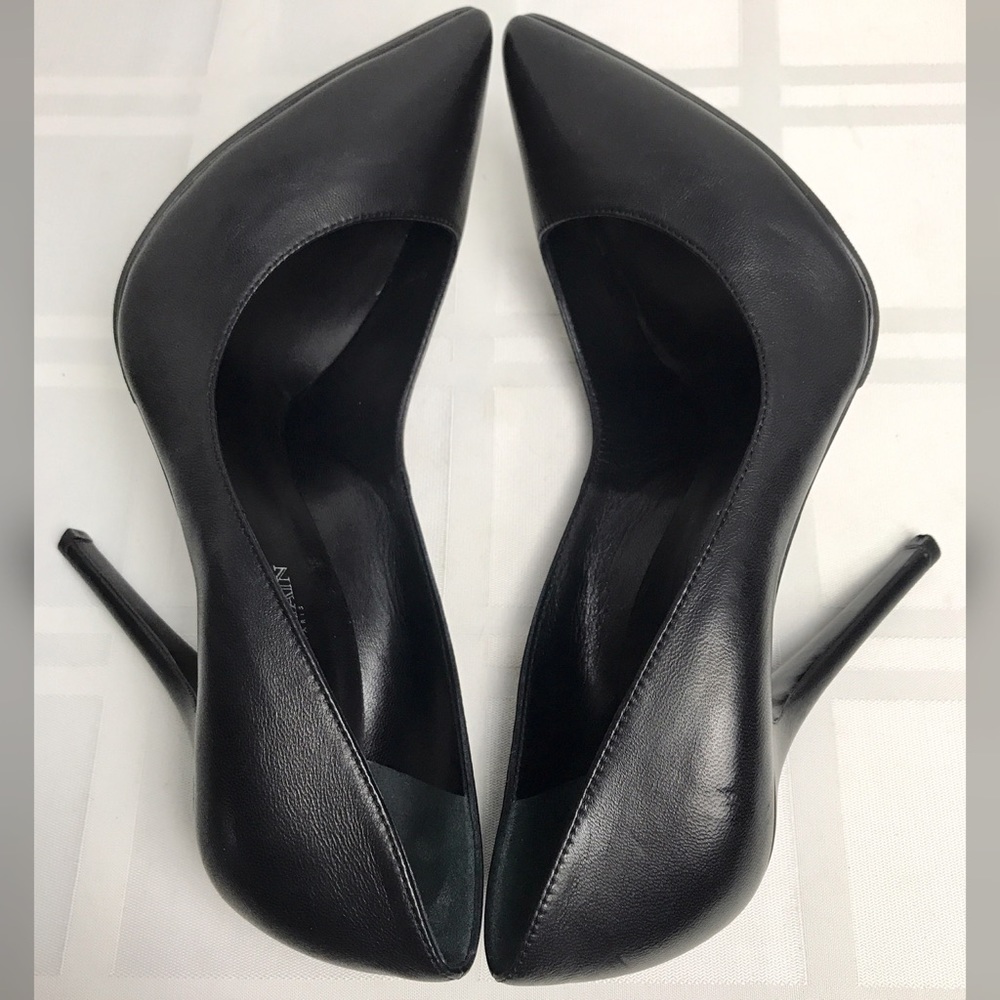 🎉HP🎉 NWOT Balmain Signature Leather Pumps - Picture 3 of 8